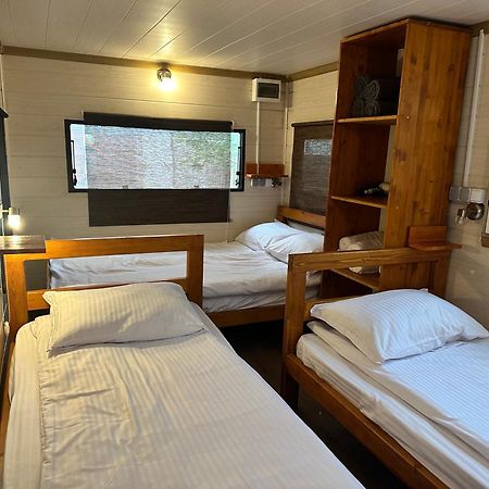 Cozyvan Каравана Под Наем Hotell Sozopol Exteriör bild