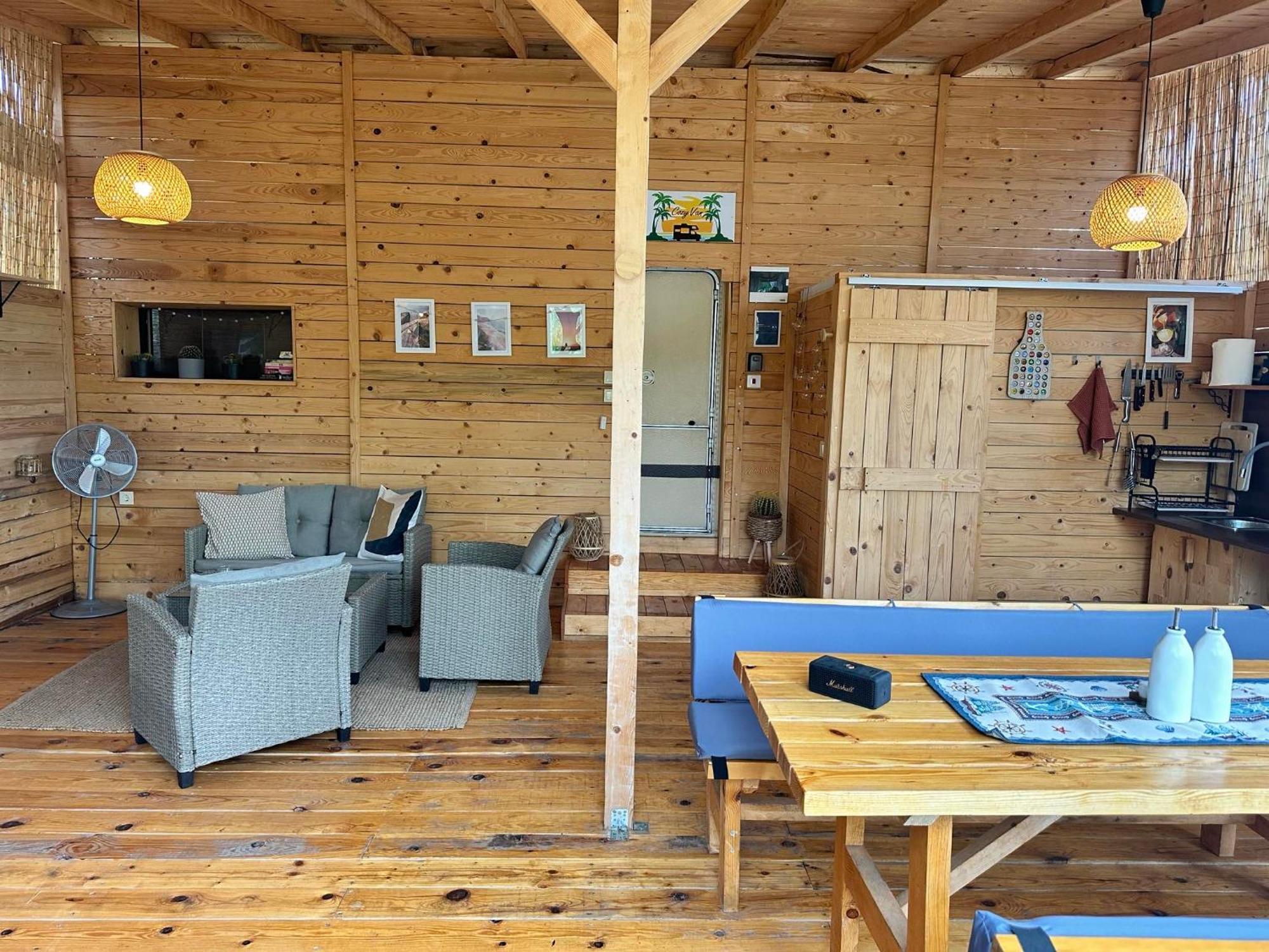 Cozyvan Каравана Под Наем Hotell Sozopol Exteriör bild